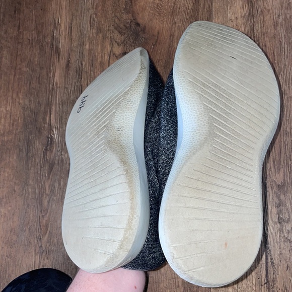 Gray Men’s Wool Runner All Birds Sneaker - Picture 7 of 7